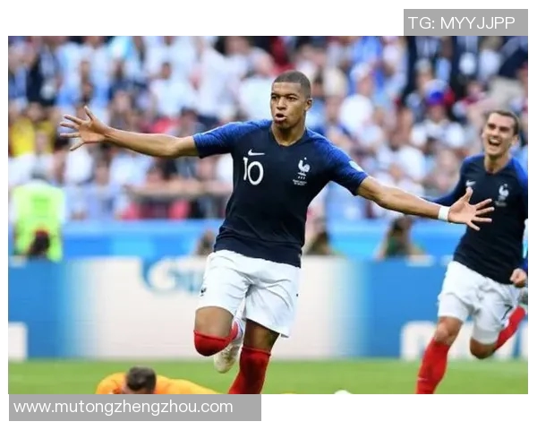 当足球巨星遇上汽车品牌演绎速度与激情的跨界代言故事 当足球巨星遇上汽车品牌演绎速度与激情的跨界代言故事